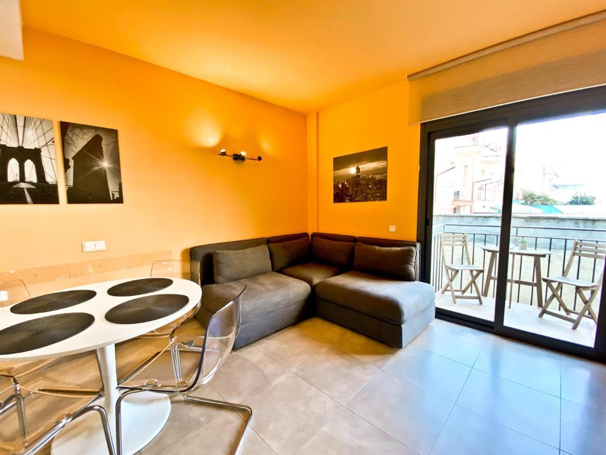 Urban Manresa-City Center Apartment With Balcony 外观 照片