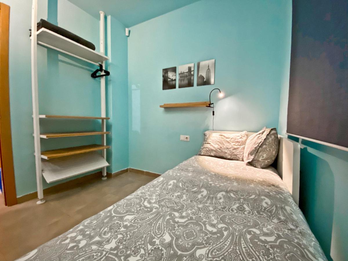 Urban Manresa-City Center Apartment With Balcony 外观 照片