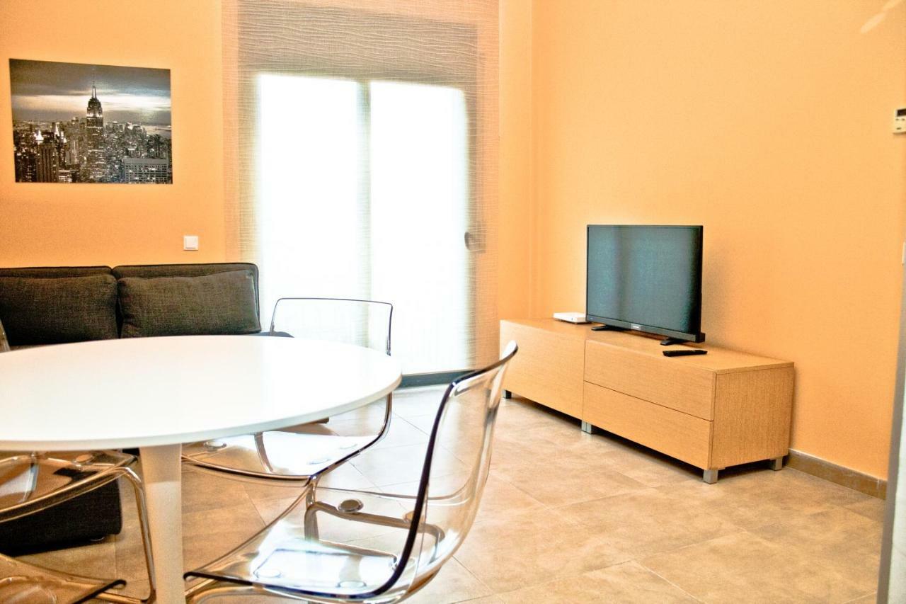 Urban Manresa-City Center Apartment With Balcony 外观 照片