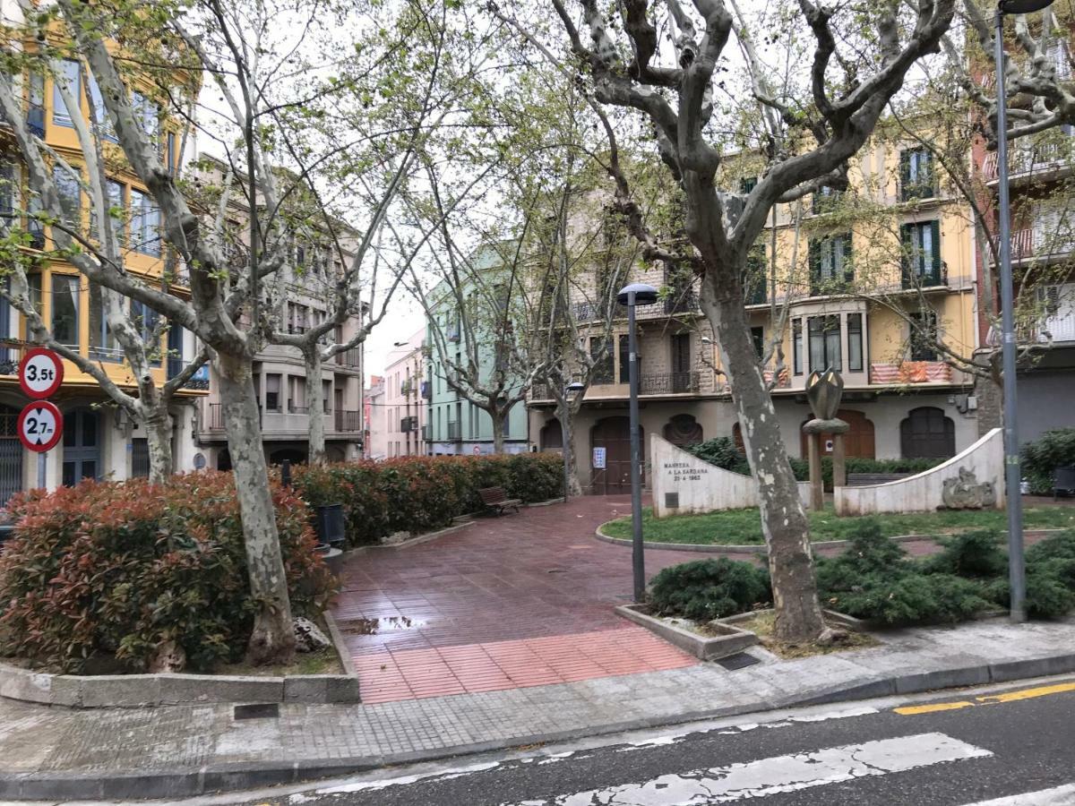 Urban Manresa-City Center Apartment With Balcony 外观 照片
